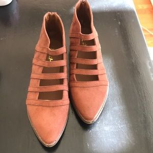 NWOT Mi.iM Florence open top ankle bootie